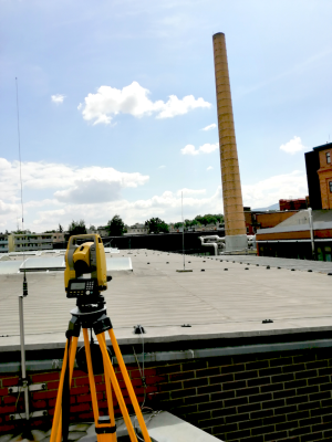 Pomiar pionowości komina 1